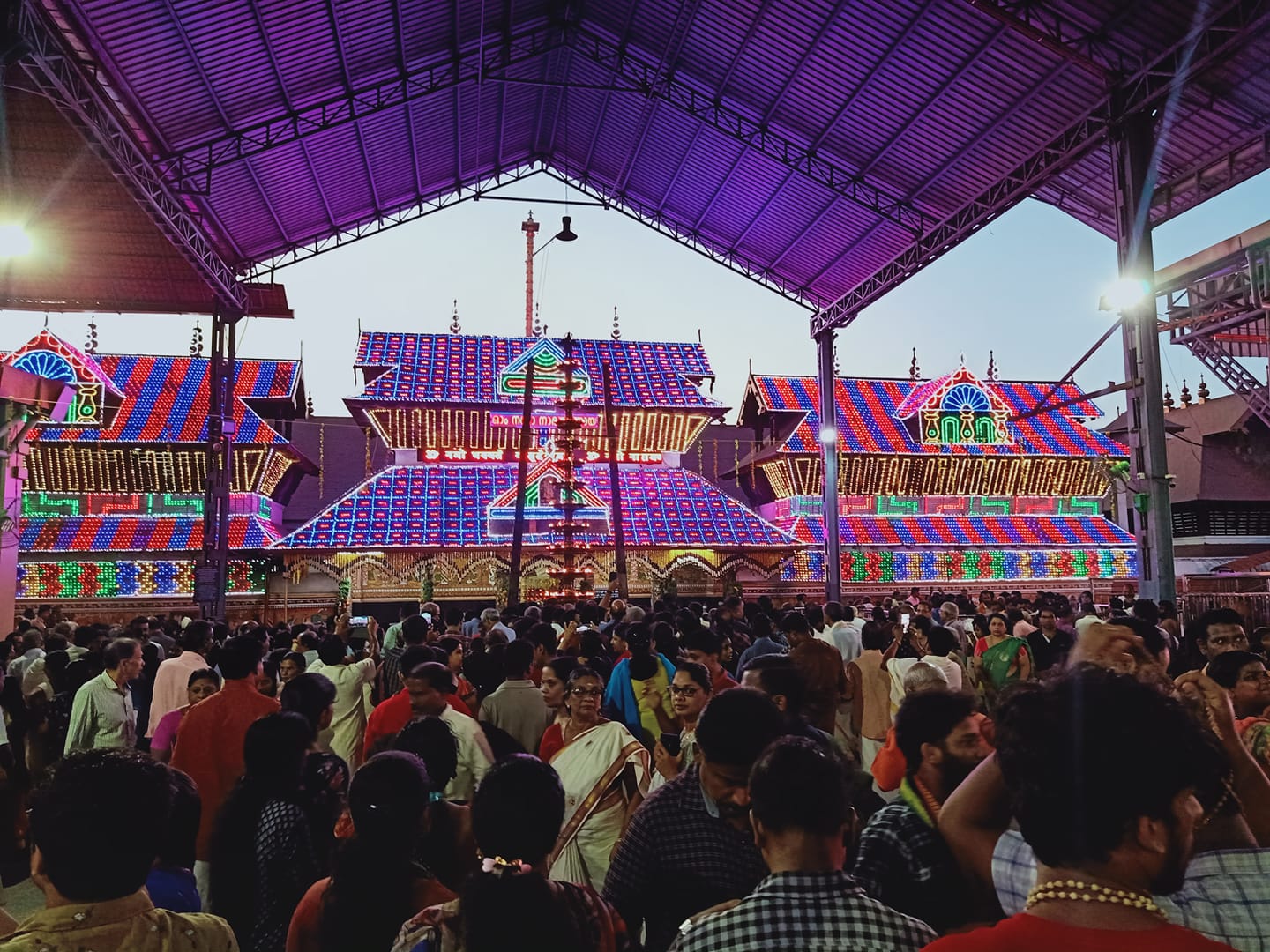 Guruvayur Sri Krishna idol sanctum view